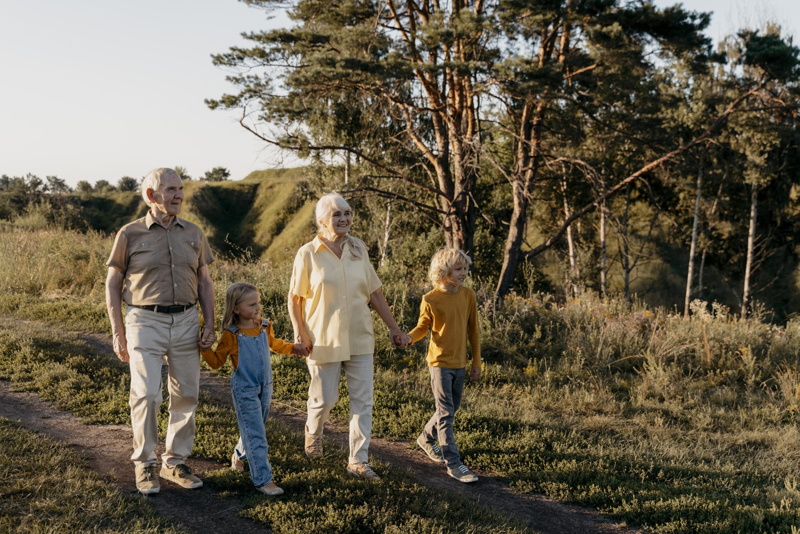 Full shot family members walking together